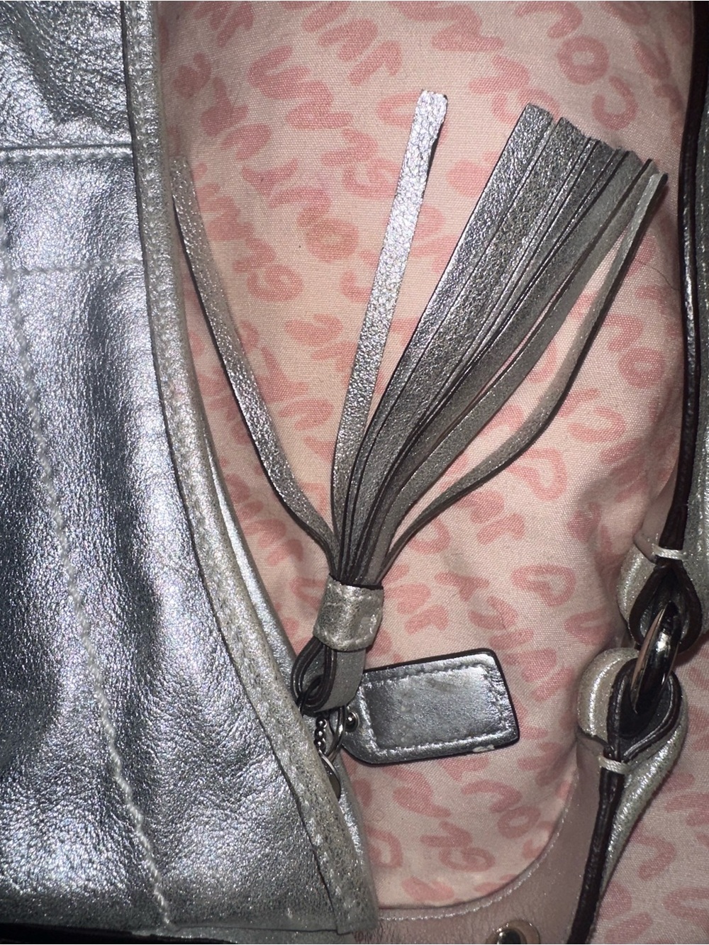 Vintage Y2K Coach Metallic Silver Leather Soho Small Hobo Bag - Picture 7 of 13